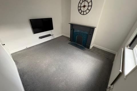 2 bedroom terraced house to rent, Vicarage Street, Stockton-on-Tees