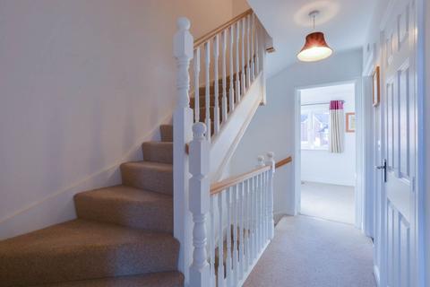 17 Soprano Way, Trowbridge, BA14 7WL