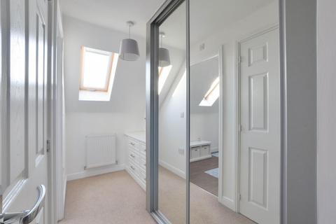 17 Soprano Way, Trowbridge, BA14 7WL