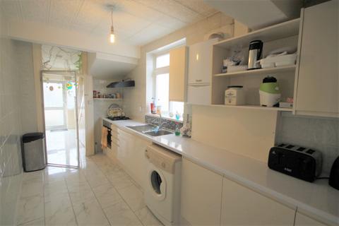 30 Penderel Road, Hounslow, TW3 3QR