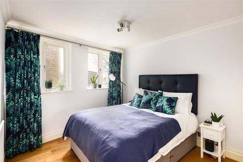 2 bedroom flat for sale, Three Colt Street, Limehouse, London, E14
