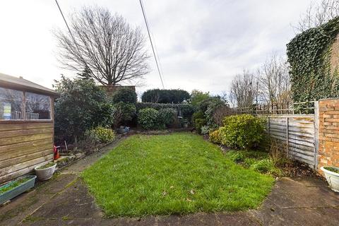 15 Orchard Close, Ruislip, HA4 7LR