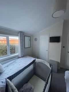 2 bedroom property for sale, Hornsea Road, Skipsea, Driffield, East Riding Yorkshire, YO25