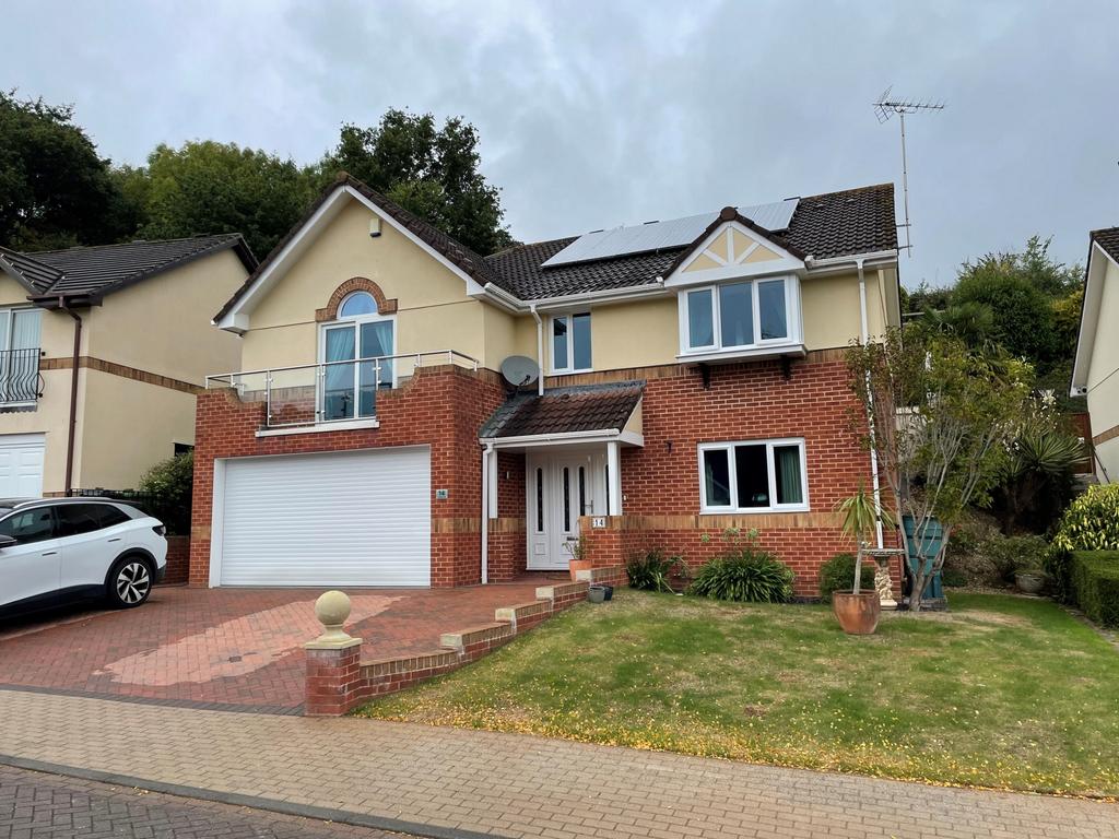 St Peters Mount, Redhills, EX4 5 bed detached house £600,000