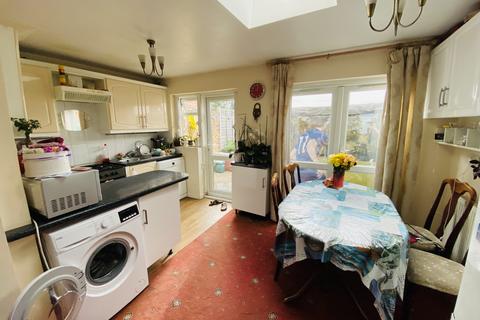 31 Clifford Road, Hounslow, TW4 7LS