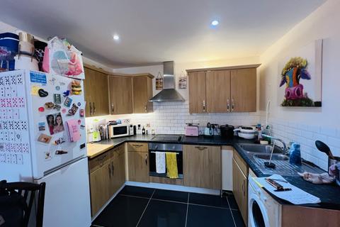 2 bedroom flat for sale, Loates Road Ashleigh Court, WD17 2PJ