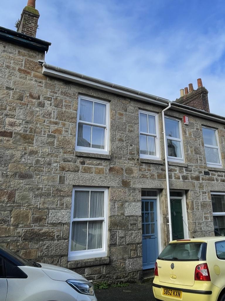 2 Bedroom Mid Terraced House for Sale