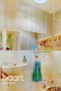 50 Hooks Close, London, SE15 2TP