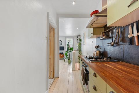 619a Roman Road, London, E3 2RN