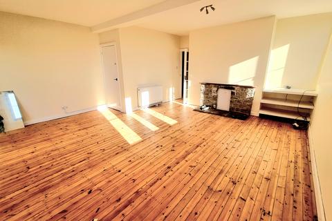 3 bedroom end of terrace house to rent, East Pennard BA4