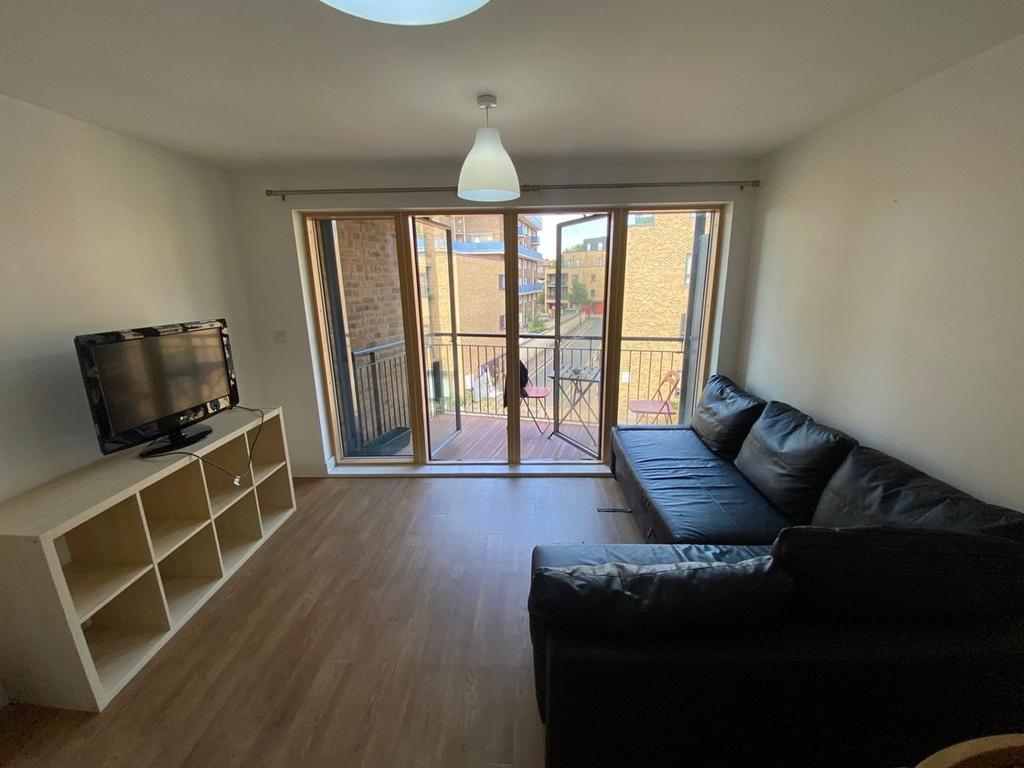Mildmay Avenue 1 bed flat £1,700 pcm (£392 pw)