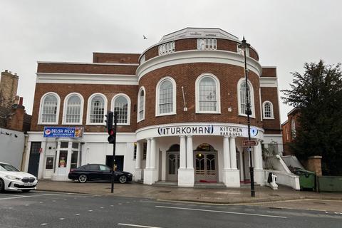 undefined, The Grosvenor, Newmarket