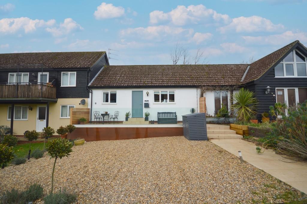 Fakenham 2 bed terraced bungalow £1,000 pcm (£231 pw)