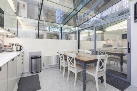 undefined, Drayton Gardens, Chelsea, SW10