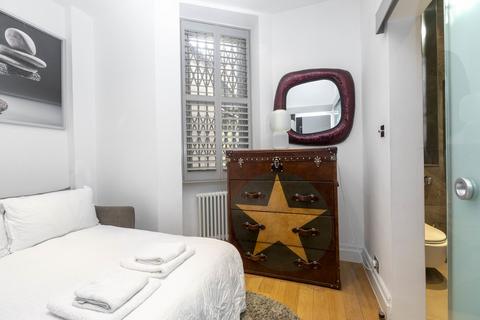 undefined, Drayton Gardens, Chelsea, SW10
