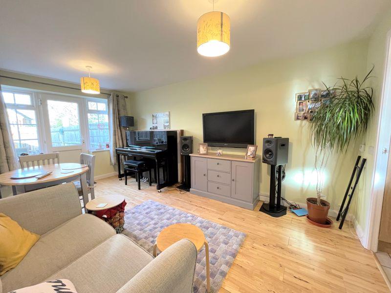 Jasmine Road, Hedge End, SO30 4SZ 2 bed end of terrace house for sale