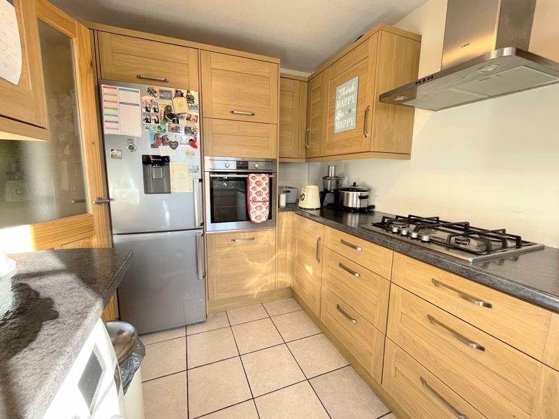 Jasmine Road, Hedge End, SO30 4SZ 2 bed end of terrace house for sale