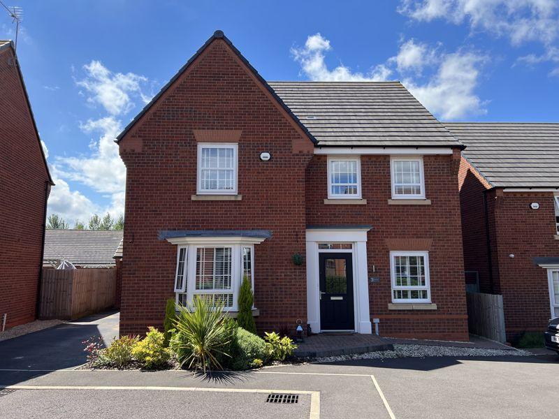 Bag Pool Way, Baggeridge, Dudley, DY3 4 bed detached house £515,000