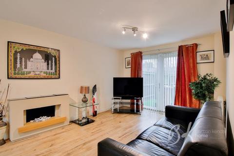 5 bedroom property for sale - Newbold Hall Drive, Rochdale OL16 3AG