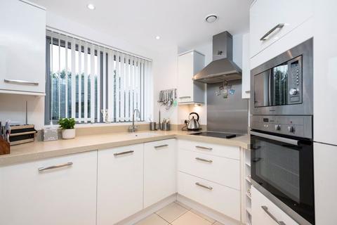 1 bedroom flat for sale - Kingswood Court, Sidcup Hill, Sidcup, DA14 6FH