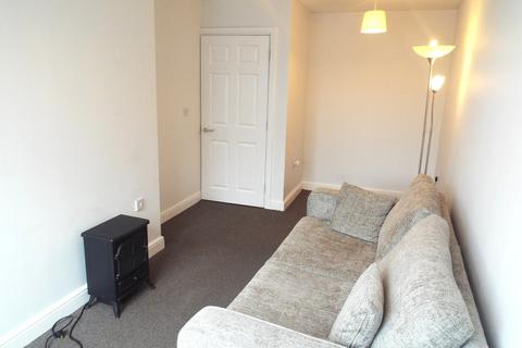 2 bedroom flat for sale, Apartment, 3, 1 Clough Road
