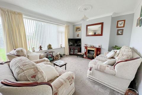 3 bedroom terraced house for sale, Brabham Crescent, Streetly, Sutton Coldfield, B74 2BN