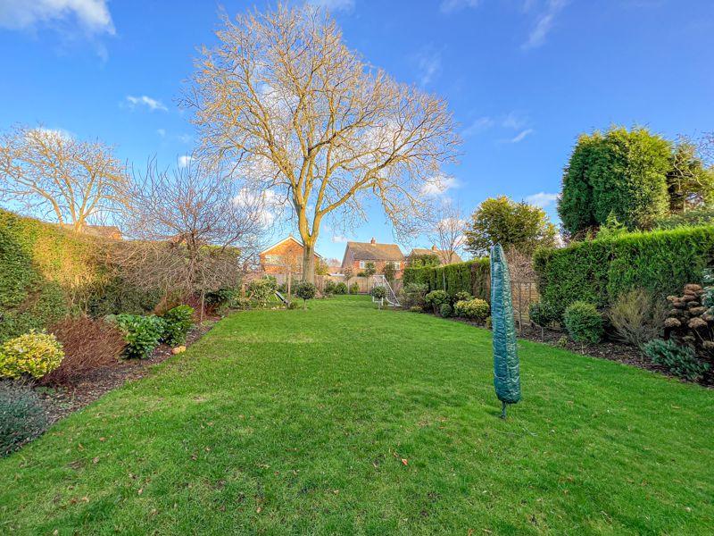 Middleton Road, Streetly, Sutton... 5 bed semidetached house £725,000