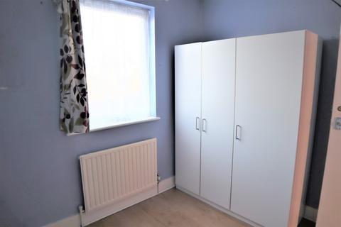 16 Stokes Road, London, E6 3SB