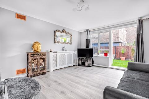 1 The Mount, Coulsdon, CR5 2PD
