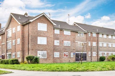 1 The Mount, Coulsdon, CR5 2PD
