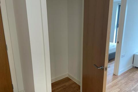 2 bedroom flat to rent, Manchester Waters, 3 Pomona Strand, Old Trafford, M16