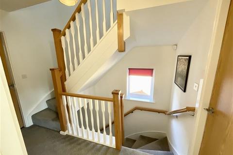 16 Cedar Grove, Waverley, Rotherham, S60 8DA