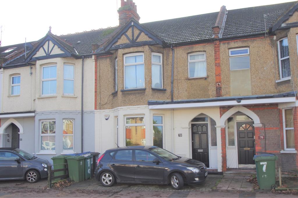 Bushey Mill Lane, Watford, WD24 1 bed apartment £1,200 pcm (£277 pw)