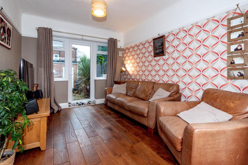 Barton Road, Stretford, Manchester, M32 3 bed semidetached house £