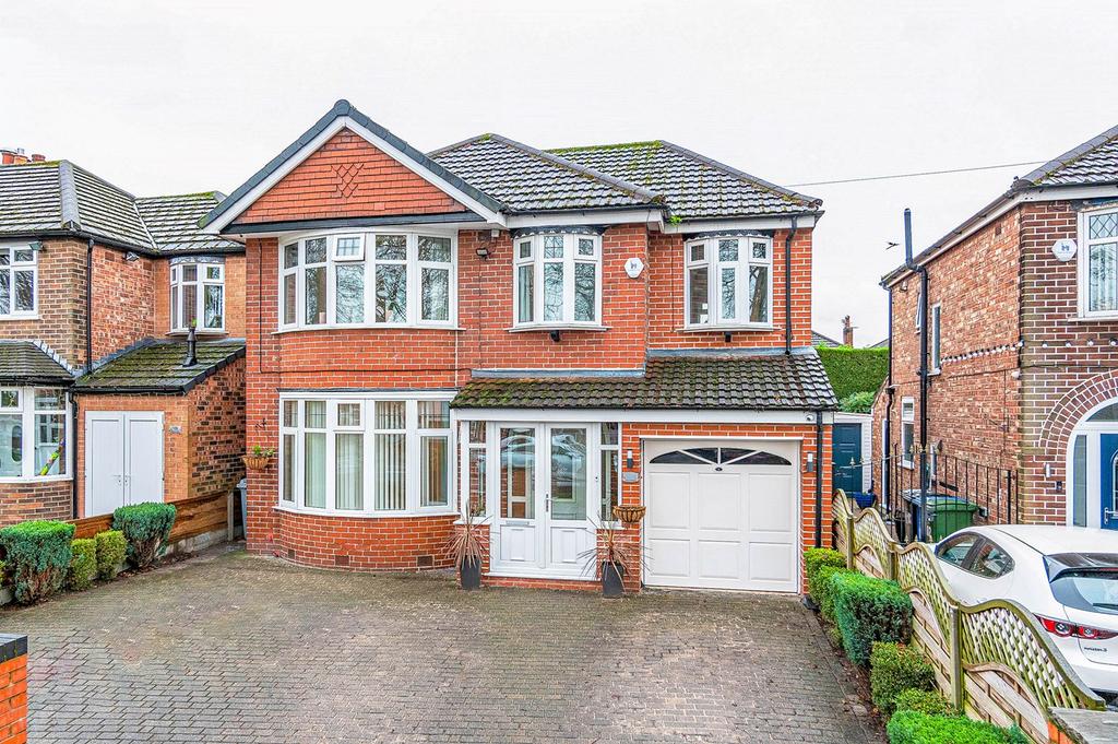 Lostock Road, Davyhulme, Manchester, M41 4 bed detached house £580,000
