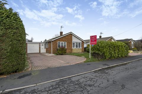 3 bedroom bungalow for sale - Willow Close, Saxilby, LN1