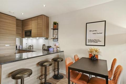 2 bedroom apartment for sale, Aerodrome Road, Colindale