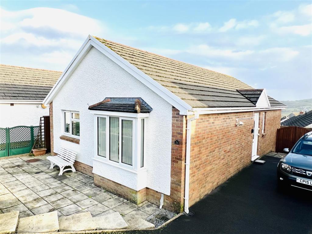 Tir Dafydd, Pontyates, Llanelli 2 bed bungalow £195,000