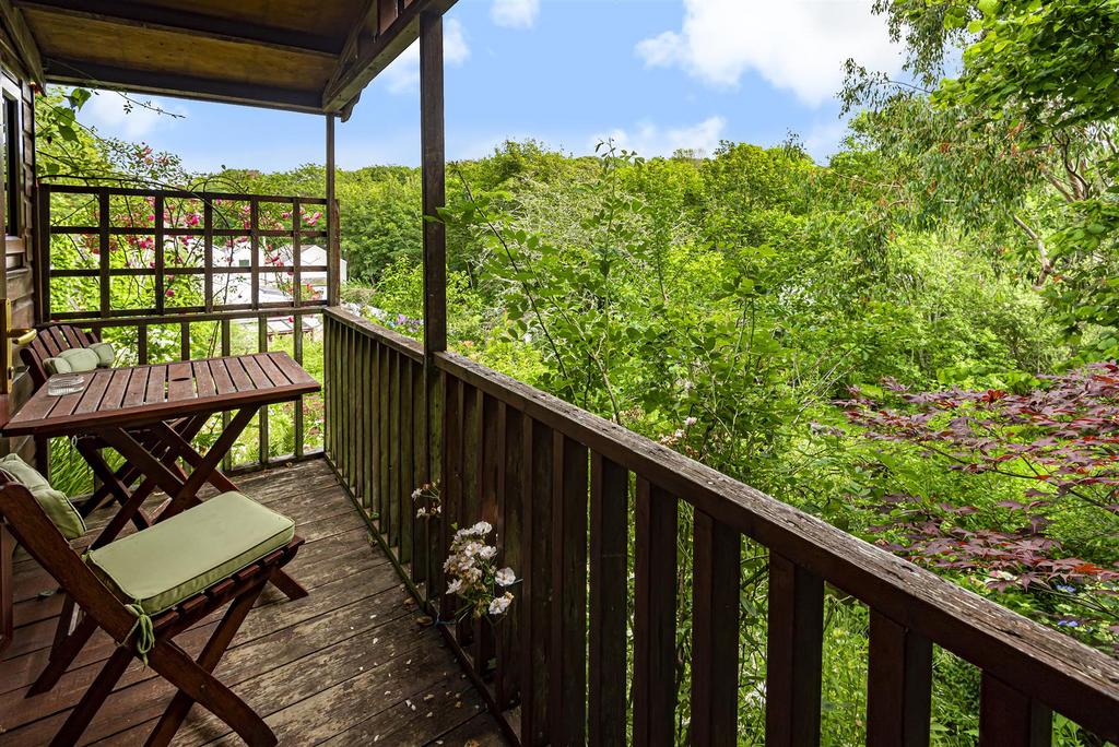 Summerhouse Balcony