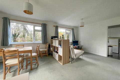 11, Carlton Court Eastbury Road, Watford, WD19 4QA