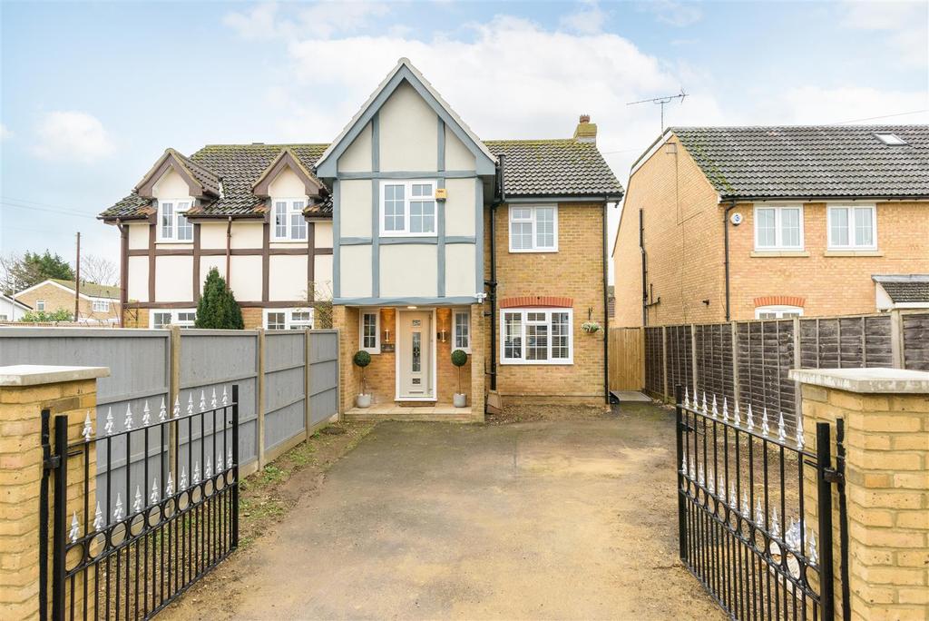 Homefield Road, WaltonOnThames 3 bed semidetached house £519,995