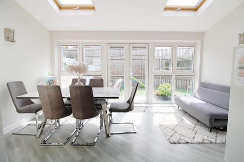 30 Tower Road, Belvedere, DA17 6HX