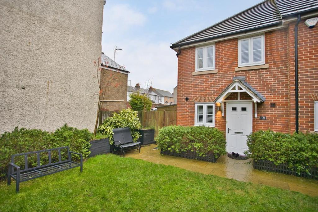 Mill Road, Deal 2 bed end of terrace house £275,000