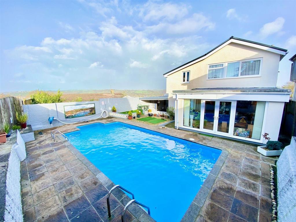 Bevelin Hall, Saundersfoot 4 bed detached house £599,950