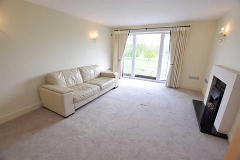 2 bedroom flat to rent - Grosvenor Heights, Forest View, North Chingford