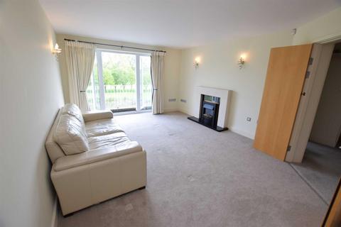 2 bedroom flat to rent - Grosvenor Heights, Forest View, North Chingford