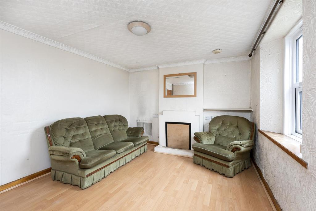 Rush Hill, Bath 1 bed terraced house £150,000