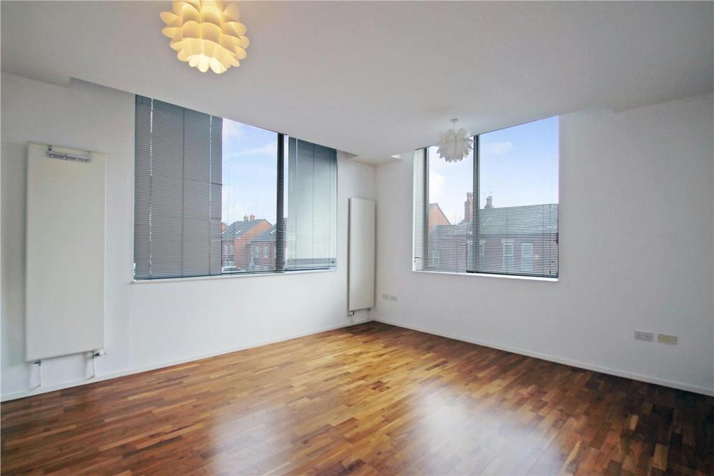 Budenberg, Woodfield Road, Altrincham 1 bed apartment to rent £825