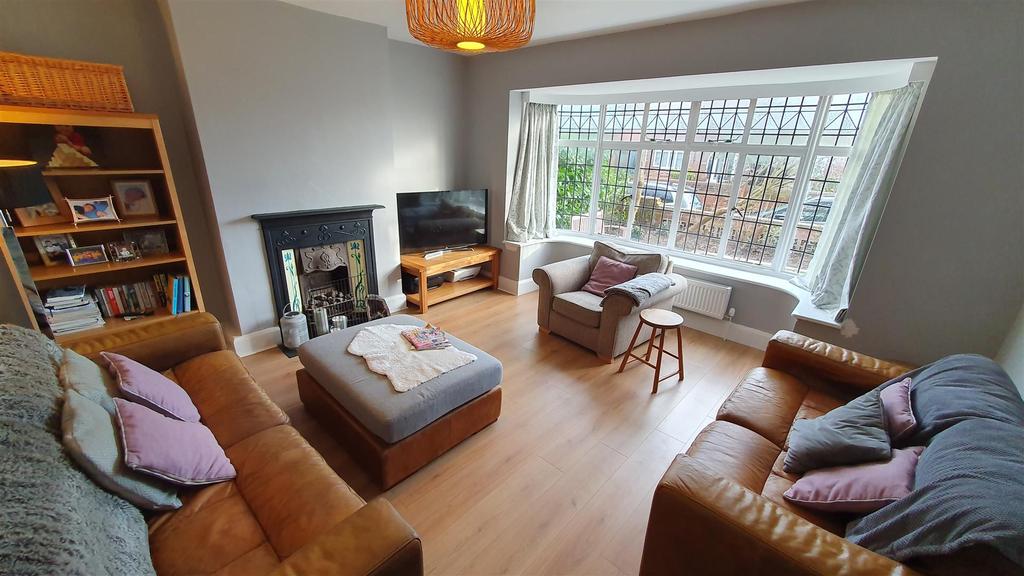 Cherry Street, Bingham 4 bed semidetached house £465,000
