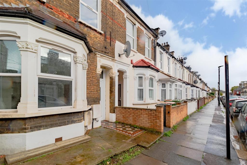 15 Selsdon Road   E13 9 BY (Ground Floor Flat) (1).